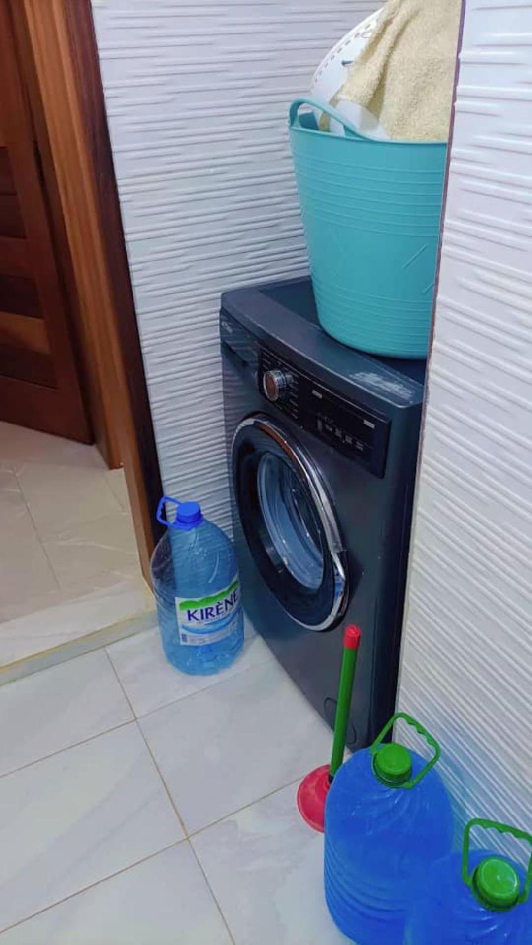 3 Salon Mamelles Cite Mackiou Faye Baila & Ndjierebi Appartement Dakar